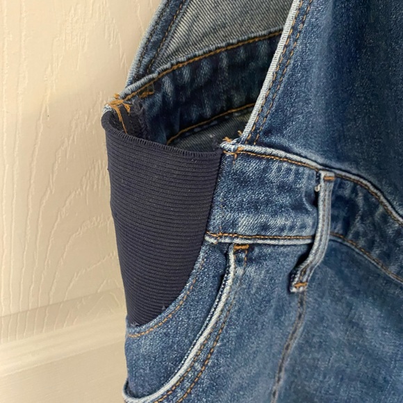 Old Navy Maternity Overalls - Picture 3 of 4